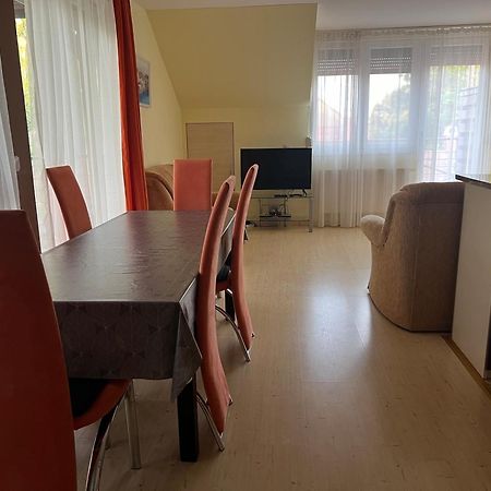 Indi Apartman Шиофок Экстерьер фото